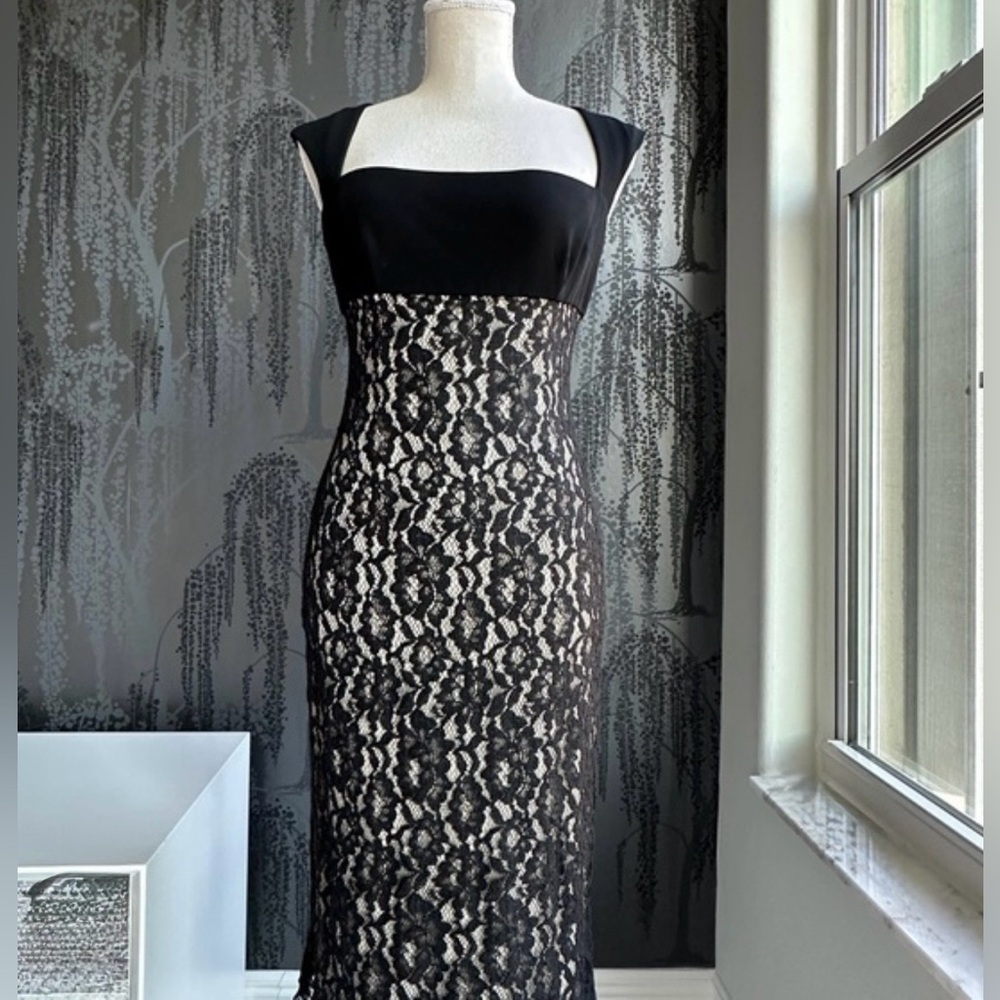 David Meister Black and Cream Lace Cocktail Dress